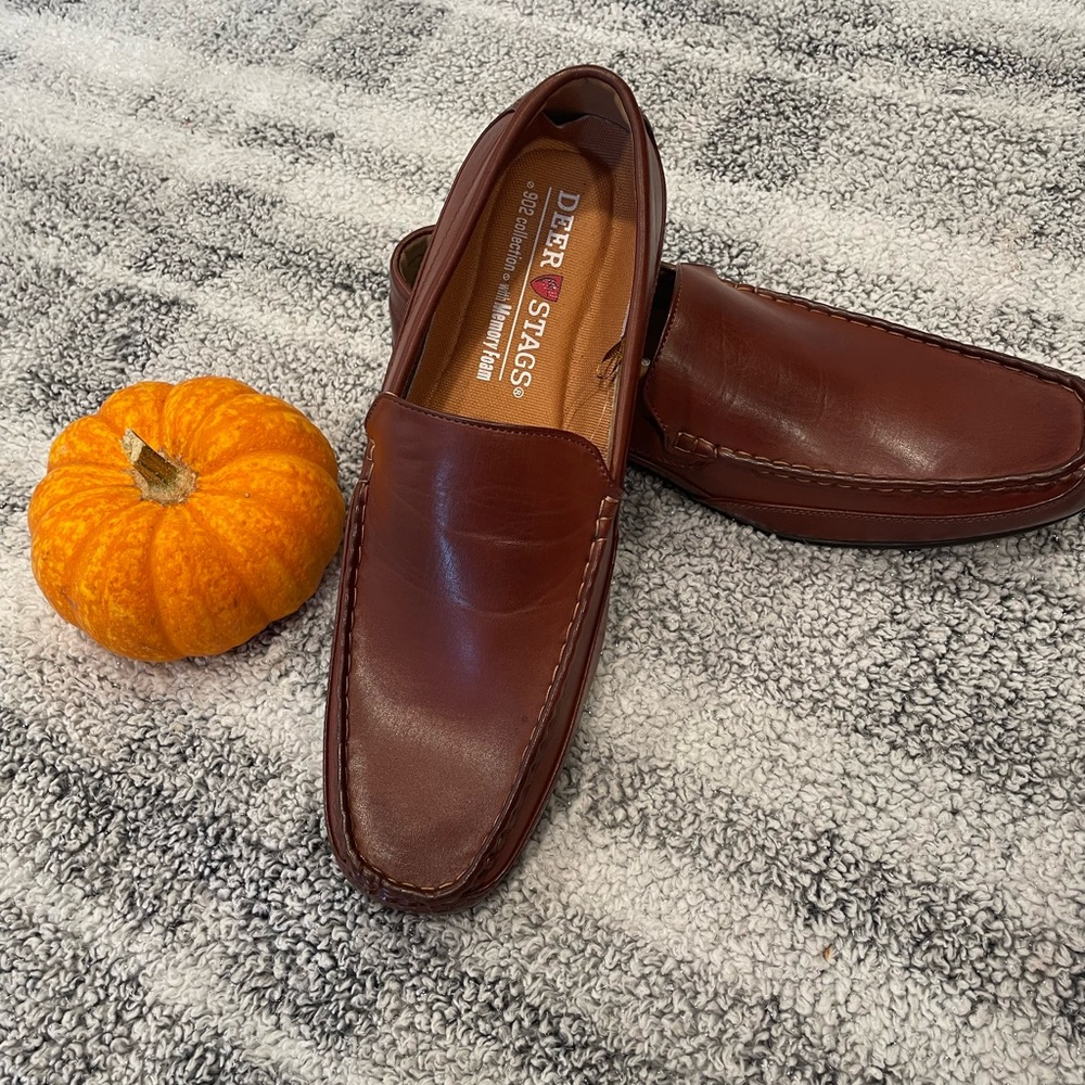 Deer Stags Men's Rich Brown Slip-On Loafers